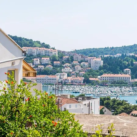 Apartment Ines *